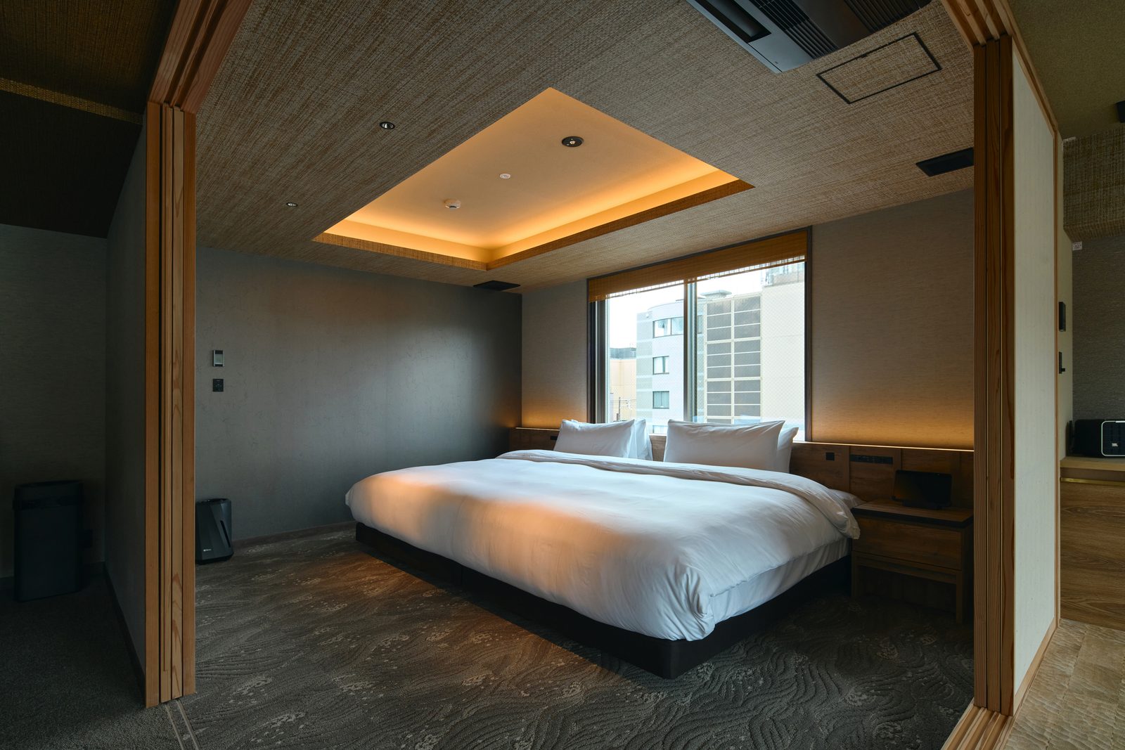 Suite King bedroom